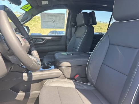 New 2026 GMC Yukon XL Elevation AWD/4WD image 7