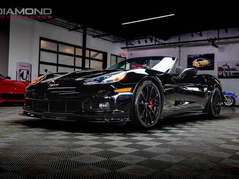 Used 2013 Chevrolet Corvette 427 w/ Z06 Carbon Fiber Package image 6