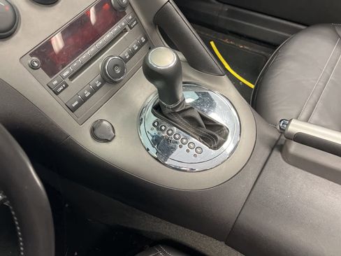 Used 2007 Pontiac Solstice Convertible w/ Premium Package image 25