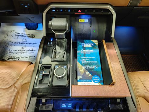 Used 2024 Toyota Tundra 1794 Edition image 32