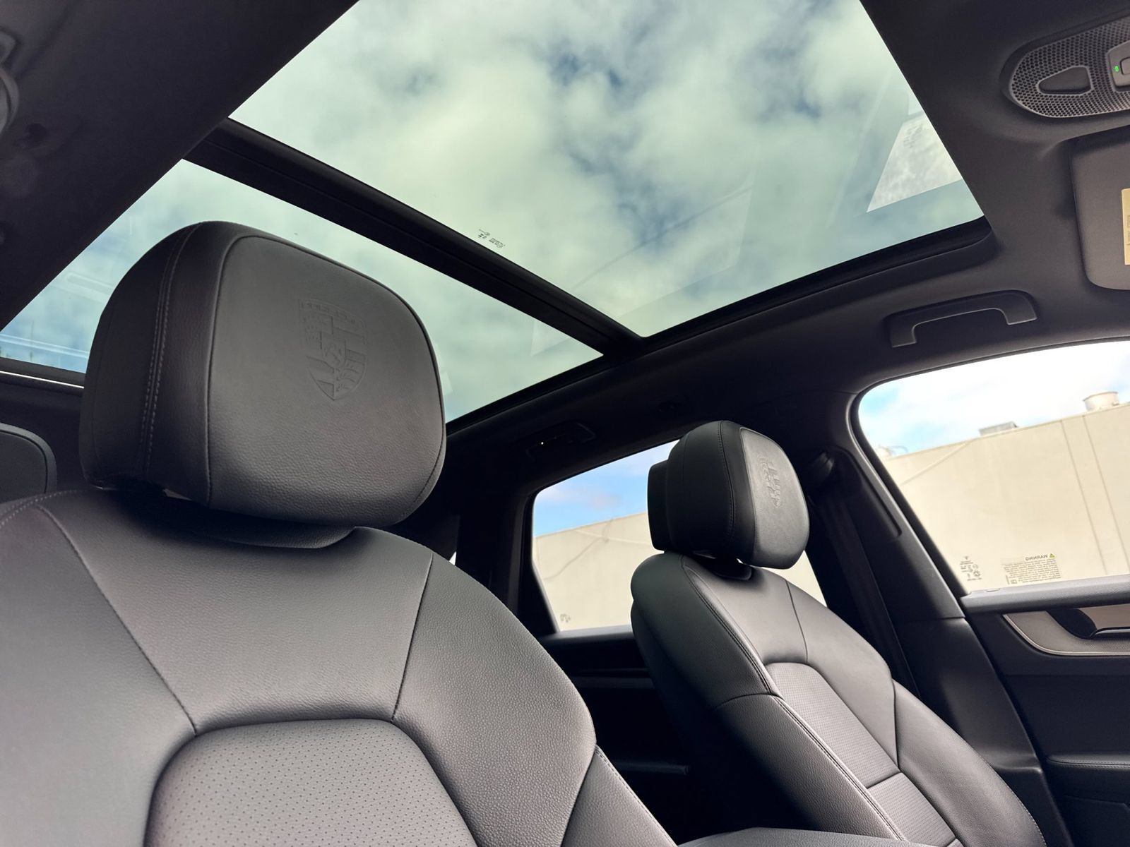 Certified 2026 Porsche Cayenne AWD/4WD image 19