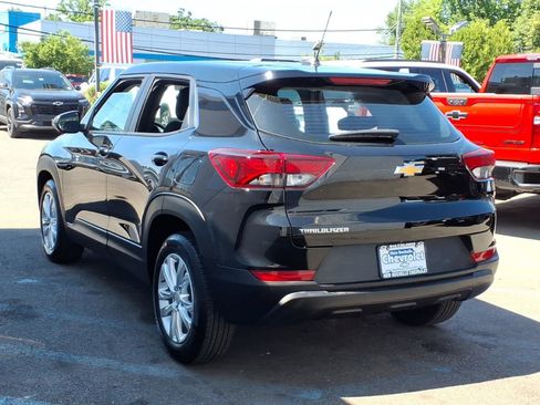 Certified 2023 Chevrolet TrailBlazer LS FWD image 4