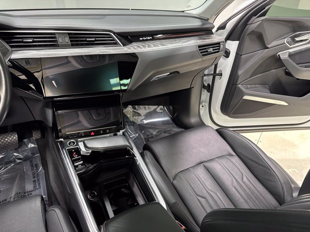 Used 2024 Audi Q8 e-tron Prestige w/ Prestige Package AWD/4WD image 22