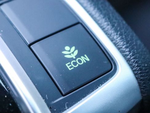 Used 2019 Honda Civic Sport image 23