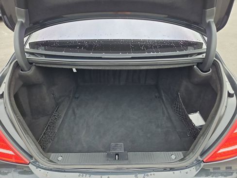 Used 2011 Mercedes-Benz S 550 image 31