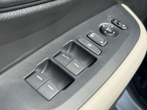 Used 2024 Honda HR-V LX image 14