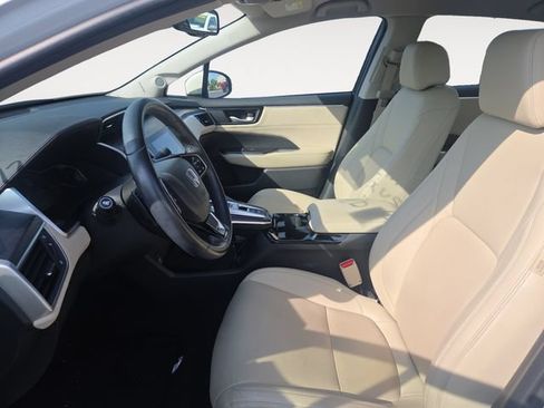 Used 2018 Honda Clarity Touring image 9