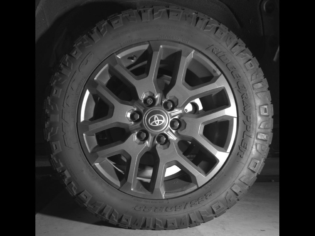 Used 2025 Toyota Sequoia Platinum AWD/4WD image 15