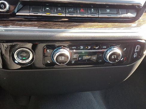 Used 2023 GMC Sierra 1500 SLE image 13