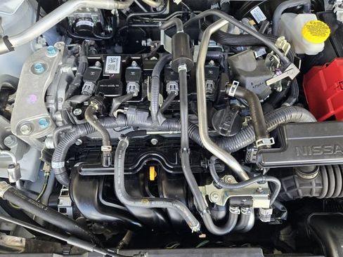 Used 2025 Nissan Sentra SV FWD image 34
