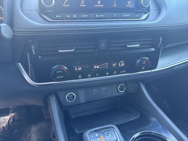 Used 2023 Nissan Rogue SV FWD image 22
