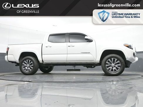 Used 2023 Toyota Tacoma Limited AWD/4WD image 37