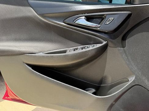 Used 2020 Chevrolet Malibu LT FWD image 21
