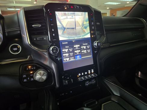 Used 2019 RAM 1500 Limited AWD/4WD image 32