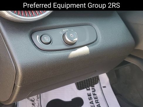 Certified 2024 Chevrolet Trax RS w/ Driver Confidence Package FWD image 9