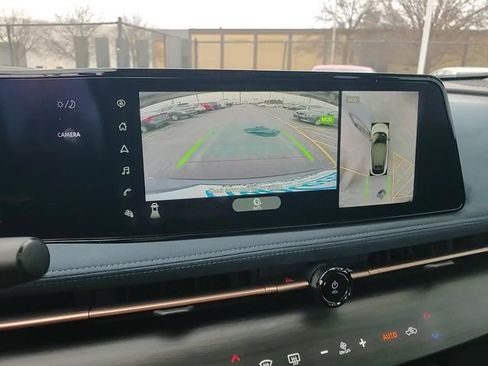 Used 2023 Nissan Ariya image 21