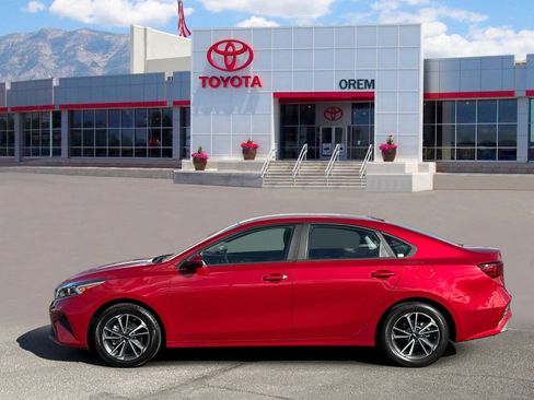 Used 2023 Kia Forte LXS FWD image 6