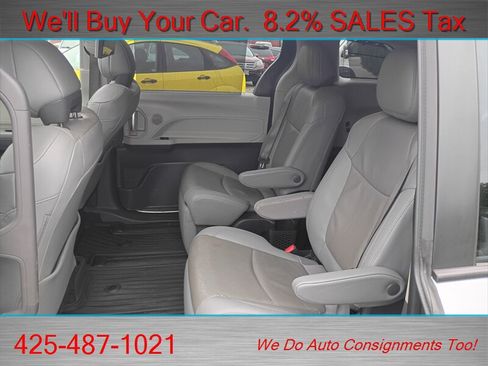 Used 2023 Toyota Sienna Limited AWD/4WD image 25