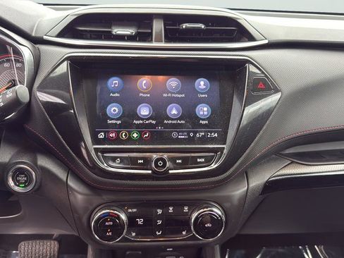 Used 2023 Chevrolet TrailBlazer RS w/ Sun and Liftgate Package image 17