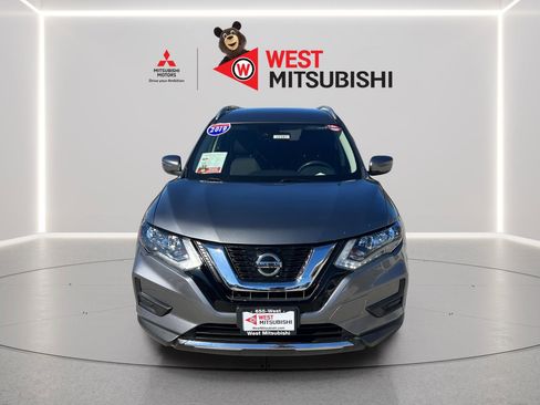 Used 2019 Nissan Rogue S w/ Special Edition Package image 2