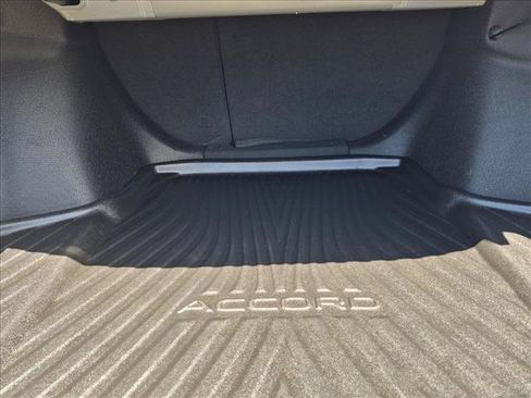 Used 2023 Honda Accord Sport image 6