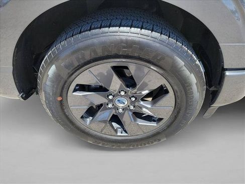 Used 2025 Ford F150 STX w/ Equipment Group 200A RWD image 11