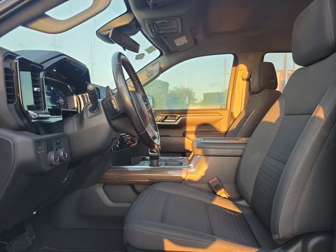 Used 2022 Chevrolet Silverado 1500 RST image 19