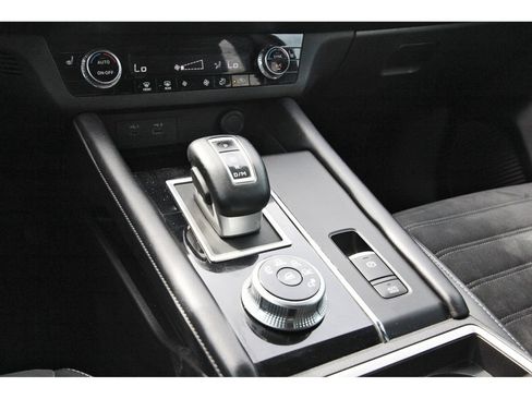 Used 2023 Mitsubishi Outlander SE FWD image 31
