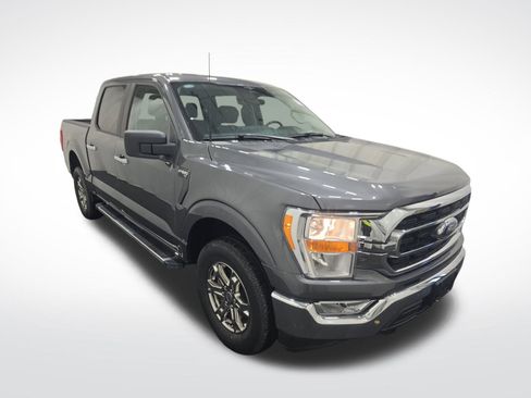 Used 2023 Ford F150 XLT w/ XTR Package image 3