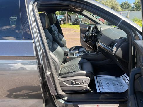 Used 2018 Audi SQ5 Premium Plus w/ Navigation Package AWD/4WD image 30