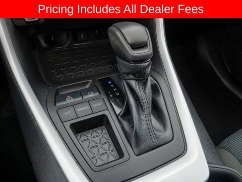 Certified 2022 Toyota RAV4 LE FWD image 15