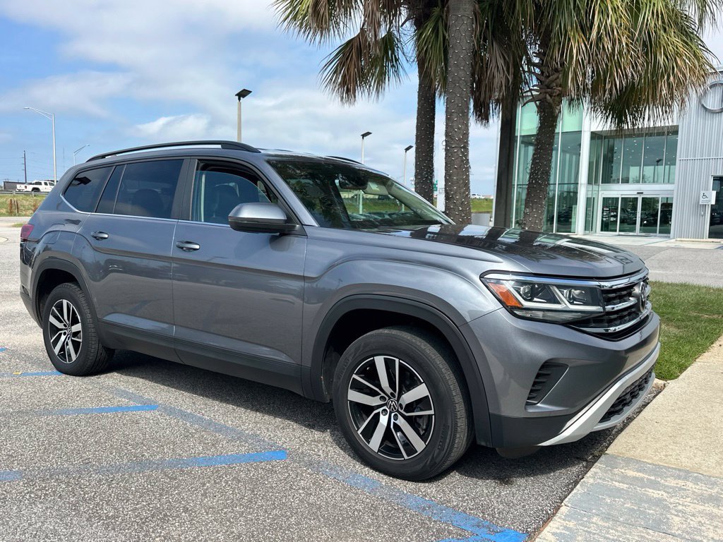 Used 2022 Volkswagen Atlas SE FWD image 1