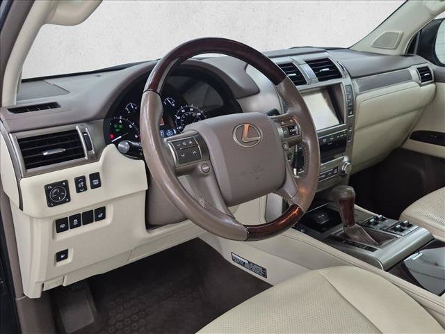 Used 2014 Lexus GX 460 Luxury AWD/4WD image 10