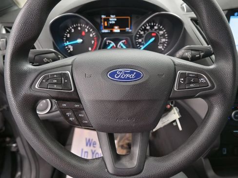 Used 2018 Ford Escape SE w/ SE Sync 3 Package FWD image 35