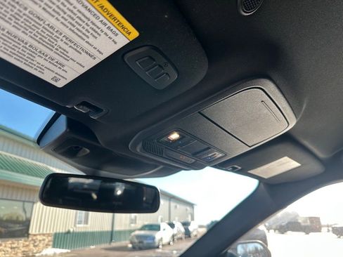 Used 2021 Ford Explorer King Ranch w/ Premium Technology Package image 19