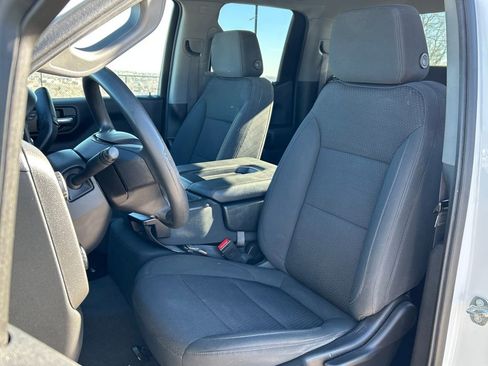 Used 2021 Chevrolet Silverado 1500 Custom image 18