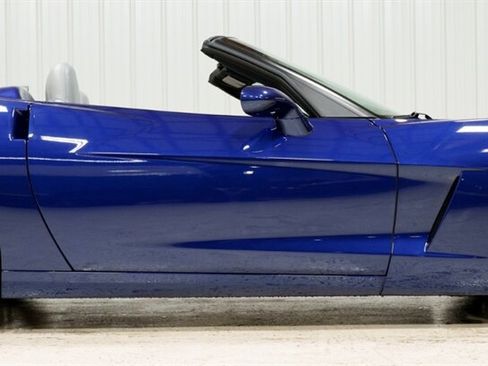 Used 2005 Chevrolet Corvette Convertible w/ Preferred Equipment Group image 21