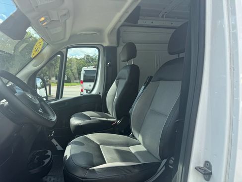 Used 2025 RAM ProMaster 3500 w/ Convenience Group FWD image 22
