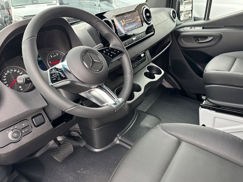 New 2026 Mercedes-Benz Sprinter 2500 image 12
