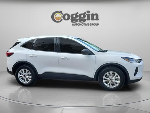 New 2026 Ford Escape Active image 6