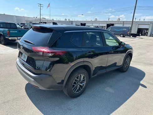 Used 2023 Nissan Rogue S FWD image 22