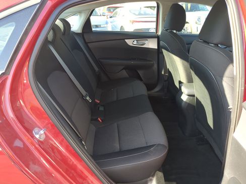 Used 2024 Kia Forte LXS image 30