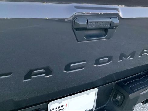 Used 2024 Toyota Tacoma SR5 RWD image 10