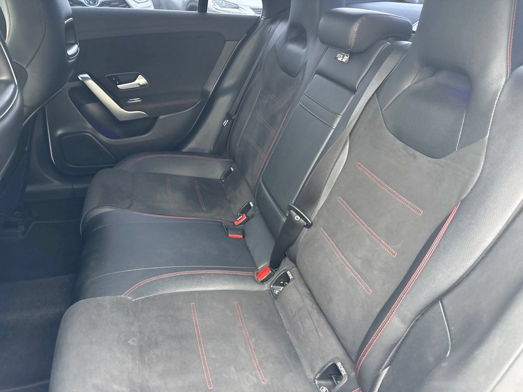 Used 2021 Mercedes-Benz CLA 35 AMG 4MATIC image 12