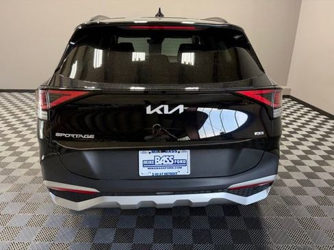 Used 2025 Kia Sportage EX w/ Premium Package AWD/4WD image 11