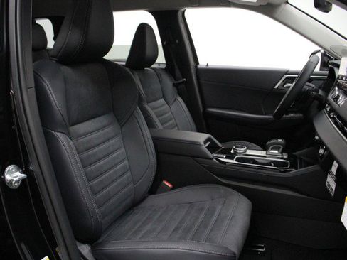 New 2026 Mitsubishi Outlander SE image 19