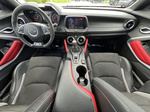 Used 2021 Chevrolet Camaro SS RWD image 12