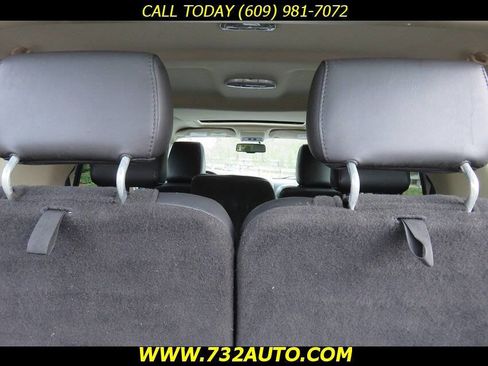 Used 2010 Ford Explorer XLT image 35