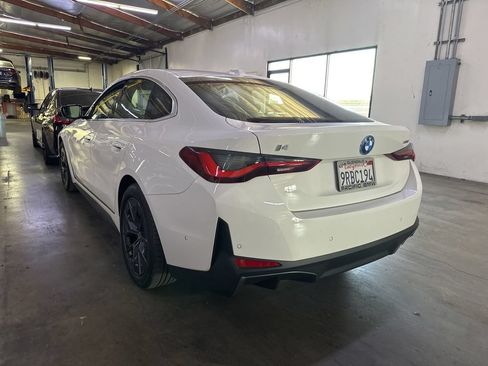 Used 2025 BMW i4 eDrive40 w/ Parking Assistance Package RWD image 4
