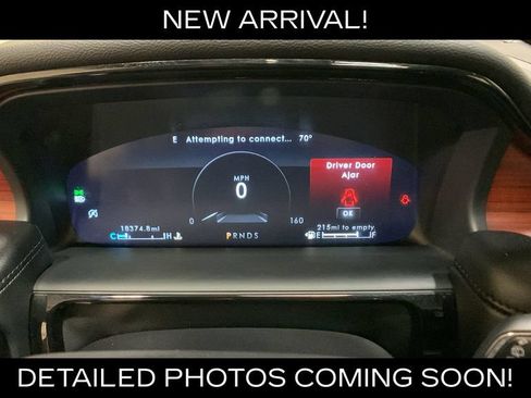 Used 2023 Lincoln Nautilus Reserve AWD/4WD image 37